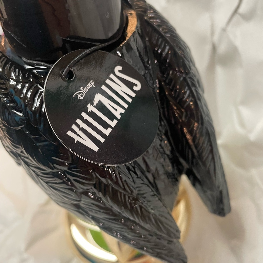 Bath & Body Works Maleficent Raven Gentle & Clean Foaming Hand Soap Dispenser - Picture 5 of 7